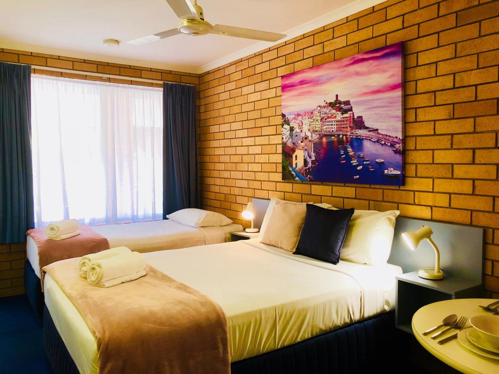 泊桑汽车旅馆 科夫斯港 外观 照片